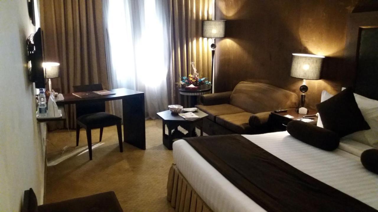 Smart Hotel Lahore Exterior foto