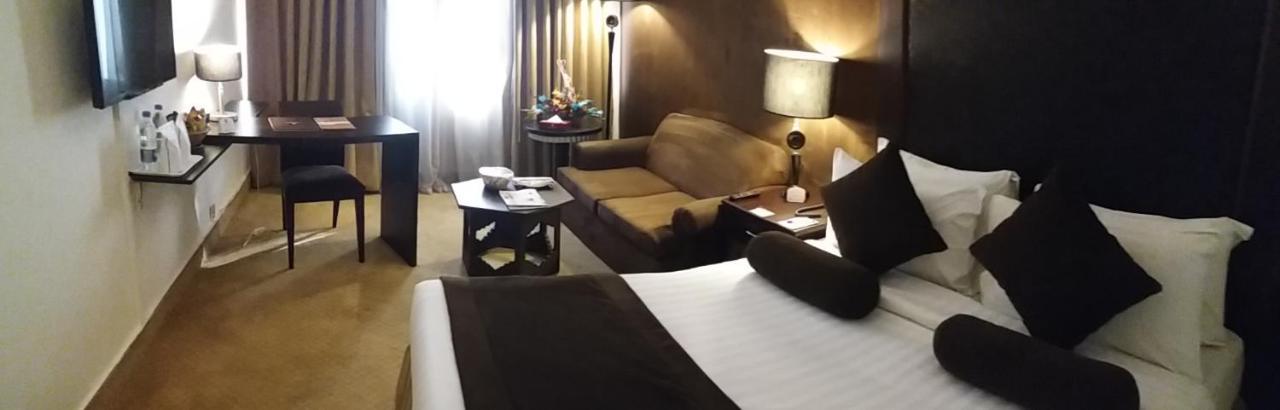 Smart Hotel Lahore Exterior foto