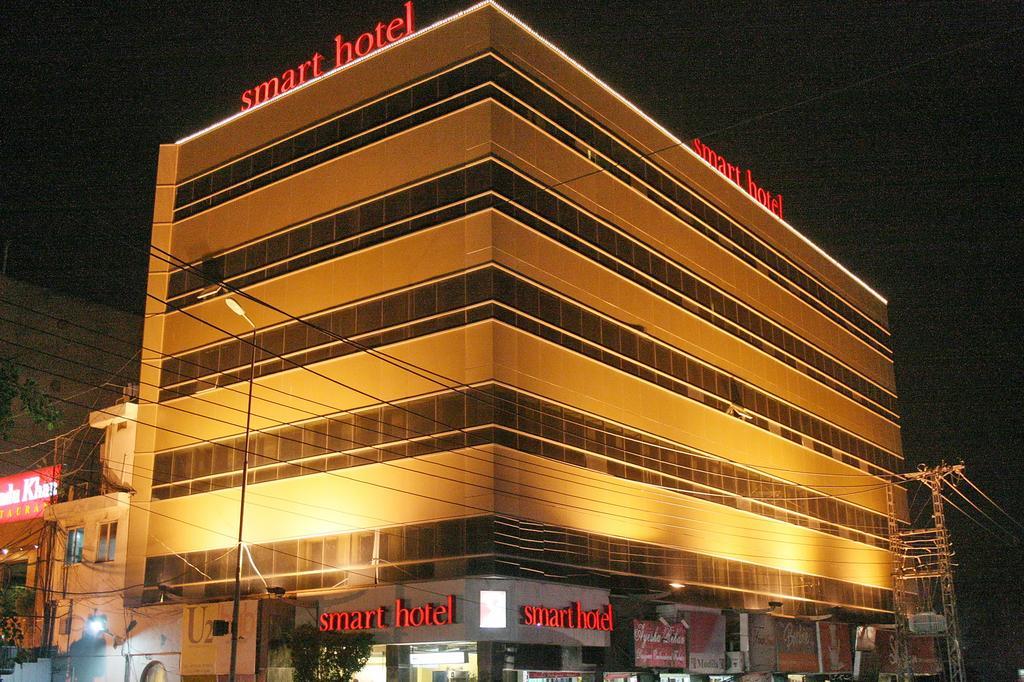 Smart Hotel Lahore Exterior foto
