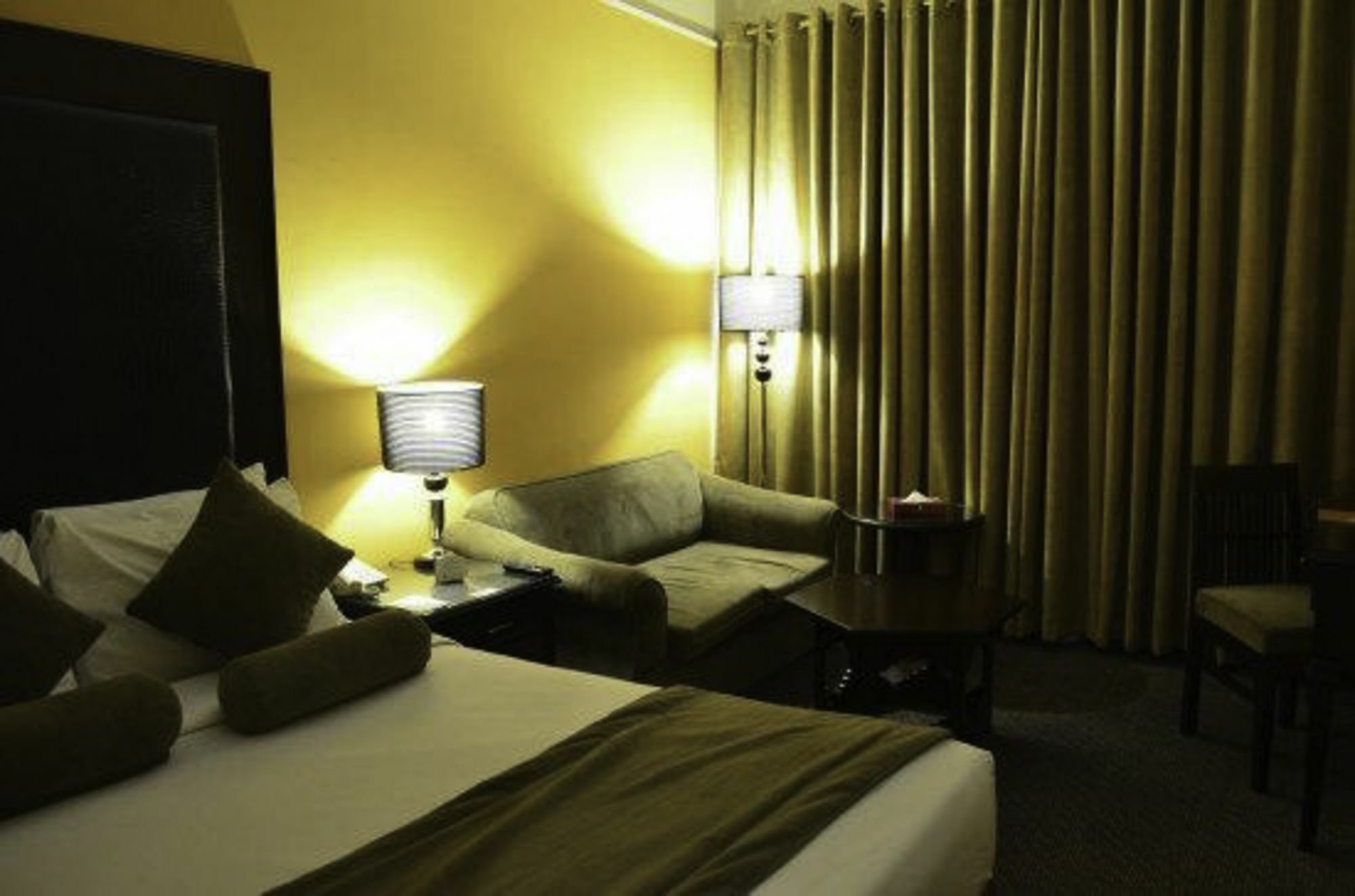 Smart Hotel Lahore Exterior foto